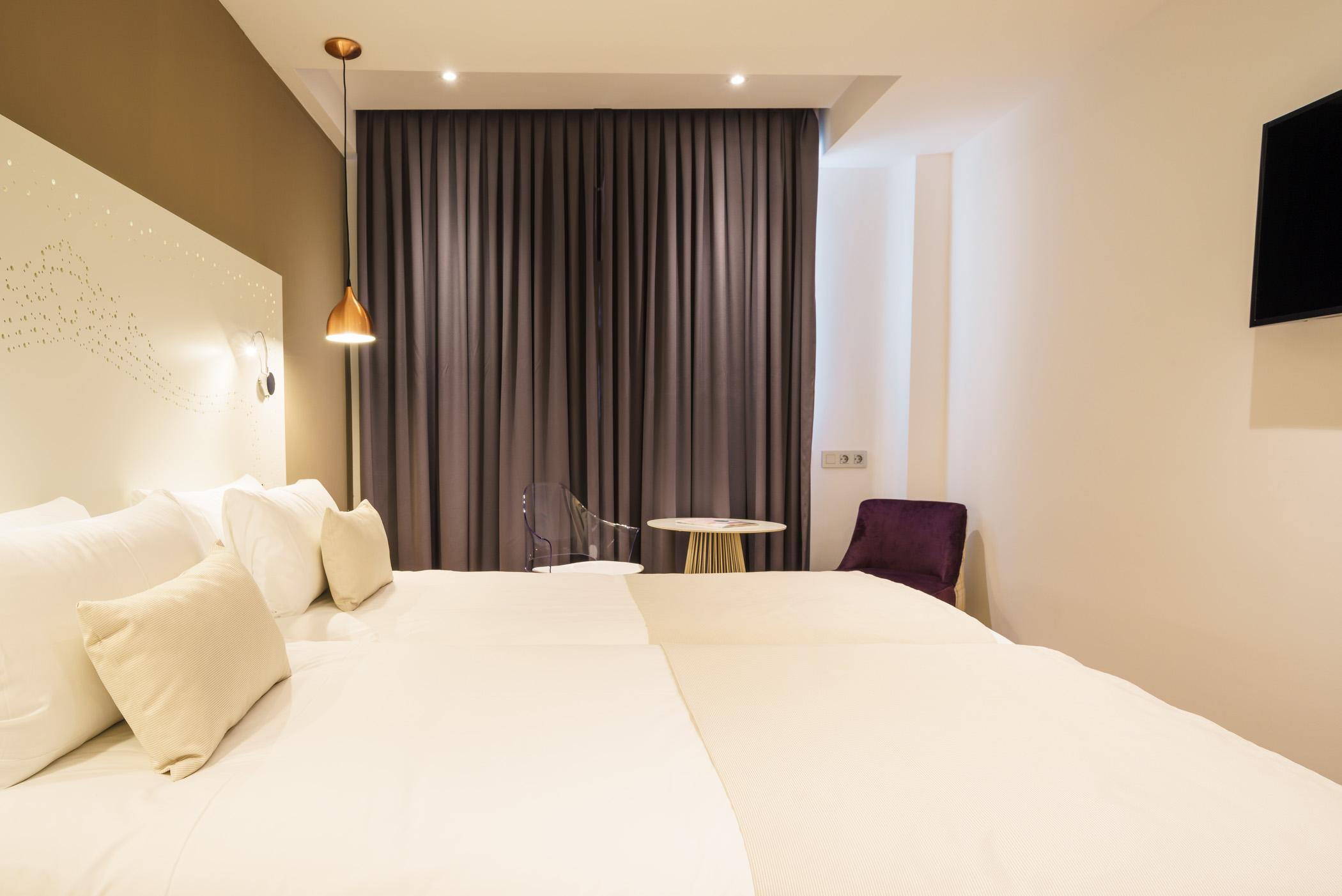 Hotel Du Temps Мадрид Екстериор снимка