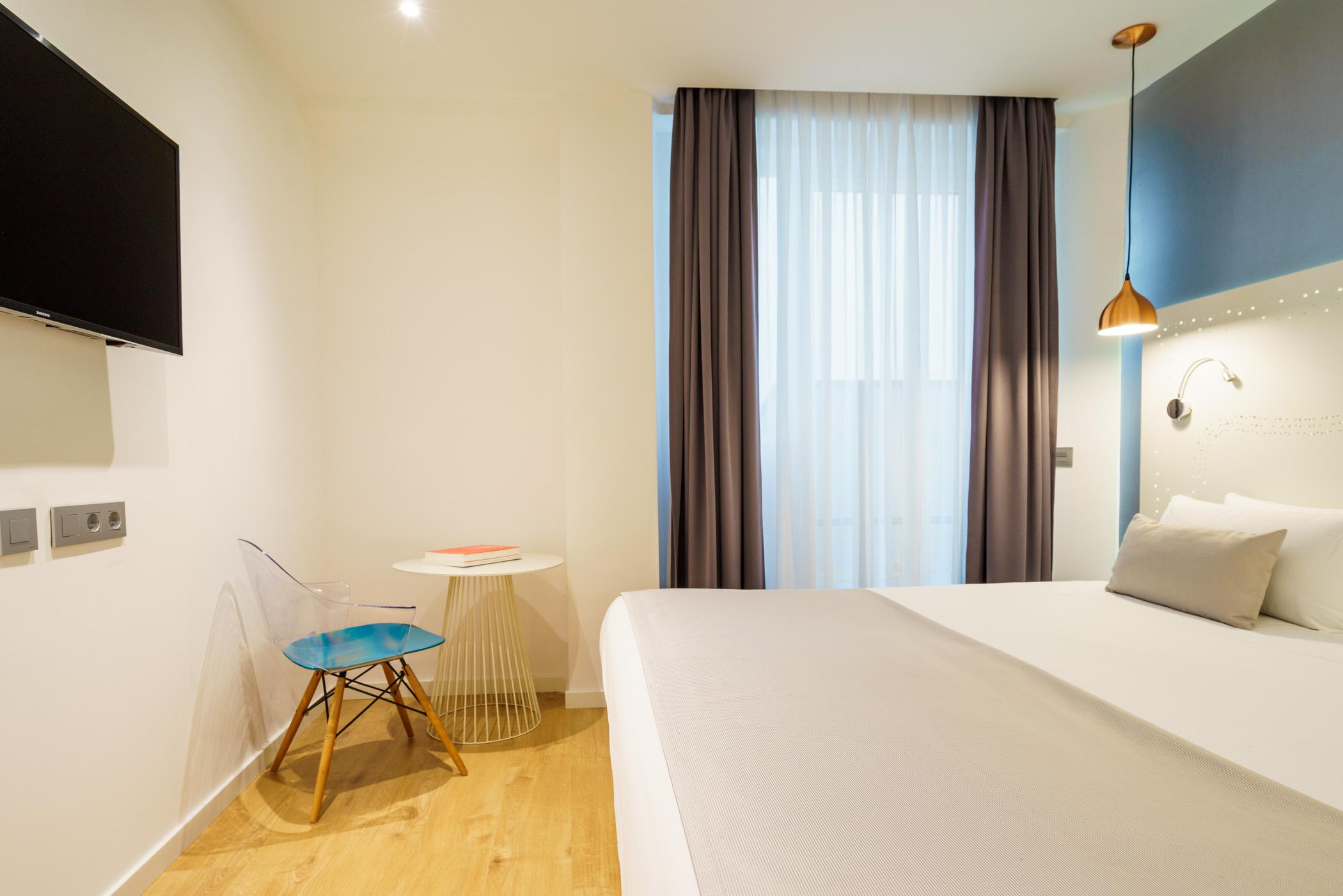 Hotel Du Temps Мадрид Екстериор снимка