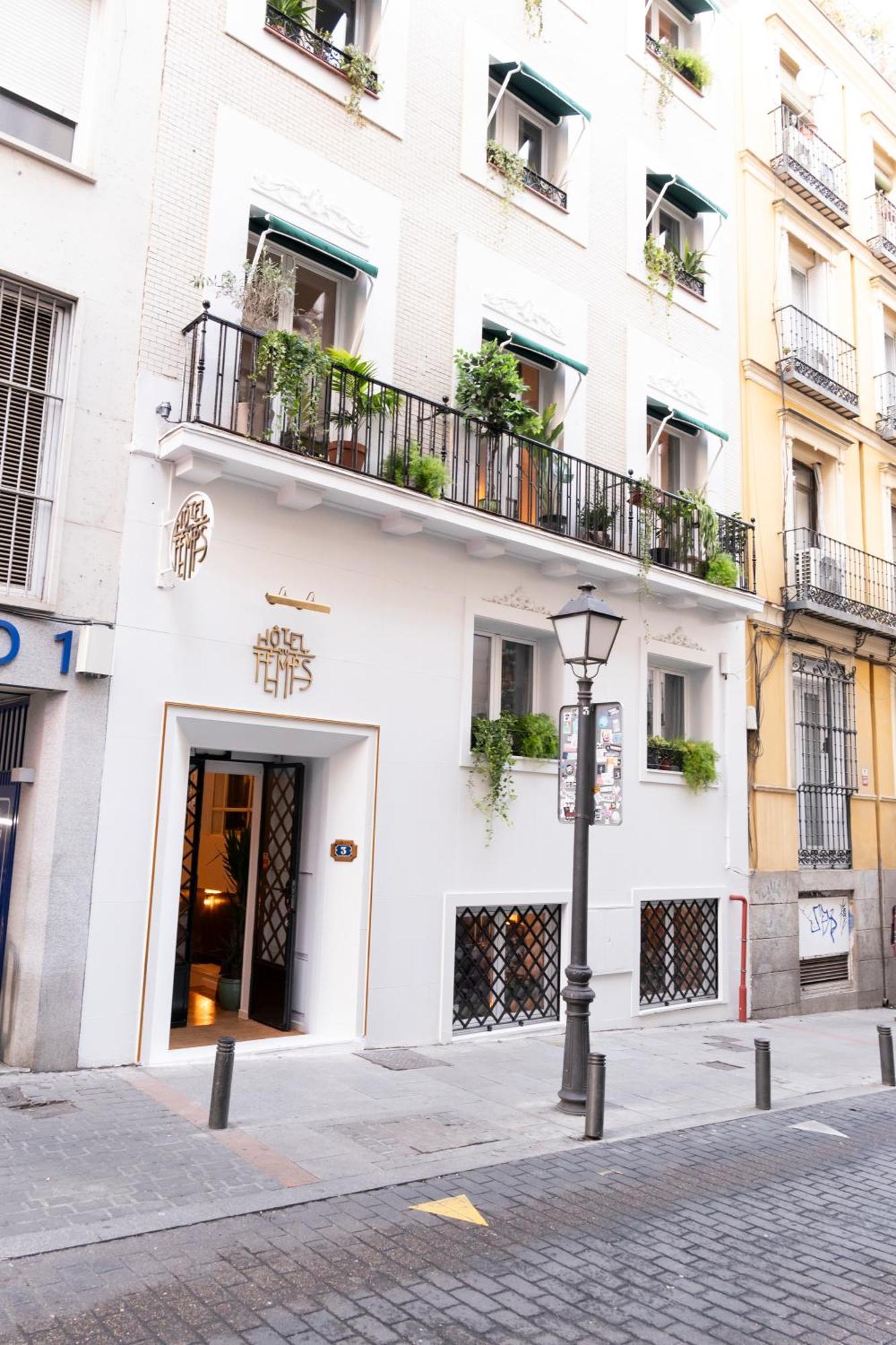 Hotel Du Temps Мадрид Екстериор снимка