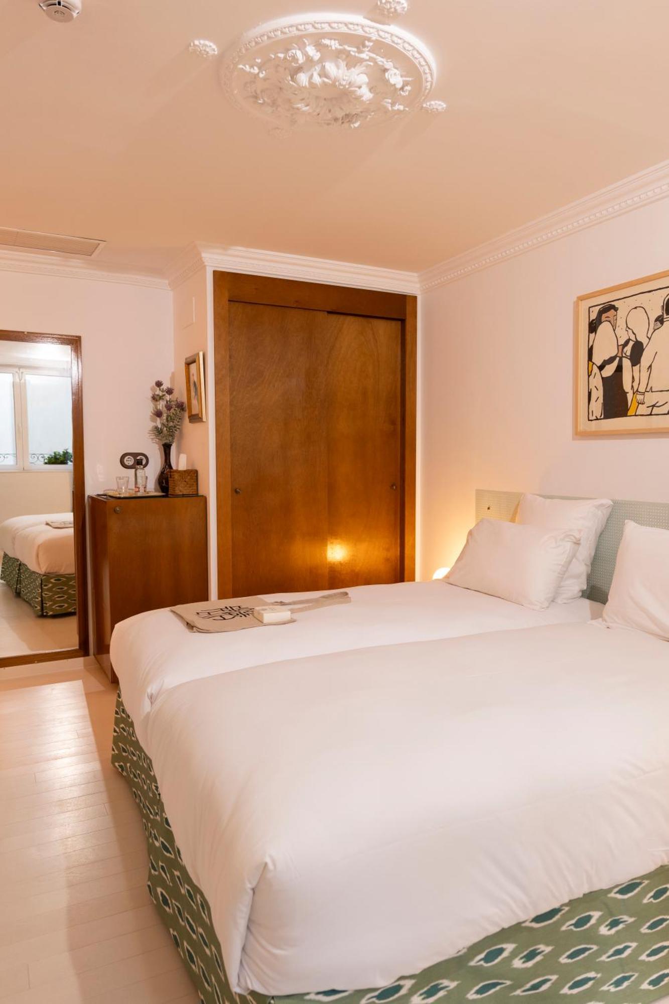 Hotel Du Temps Мадрид Екстериор снимка