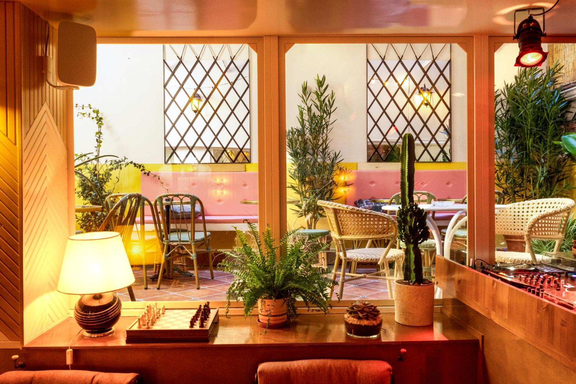 Hotel Du Temps Мадрид Екстериор снимка