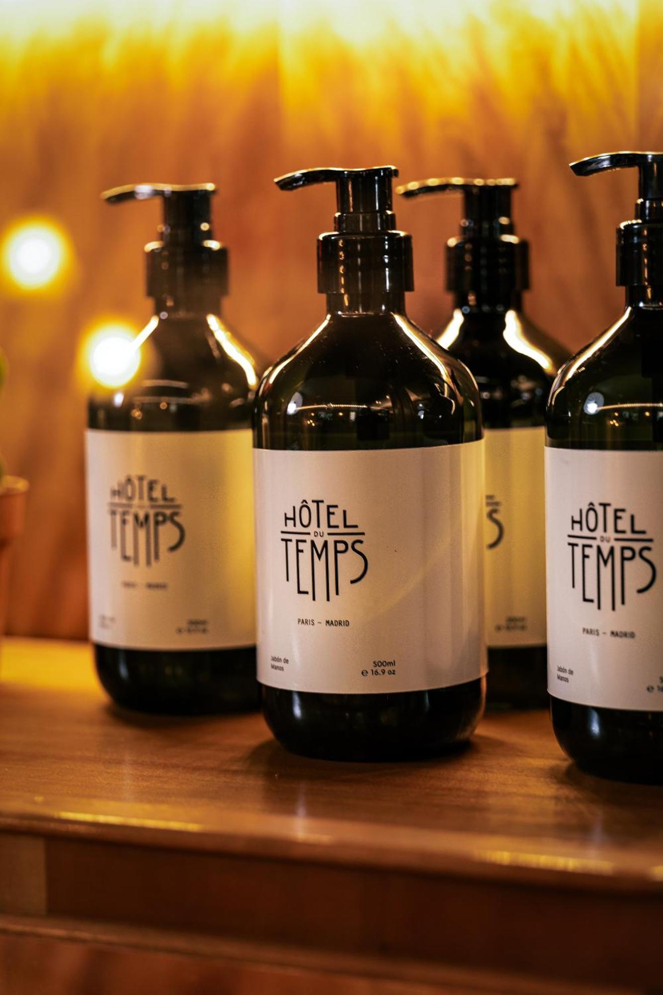 Hotel Du Temps Мадрид Екстериор снимка